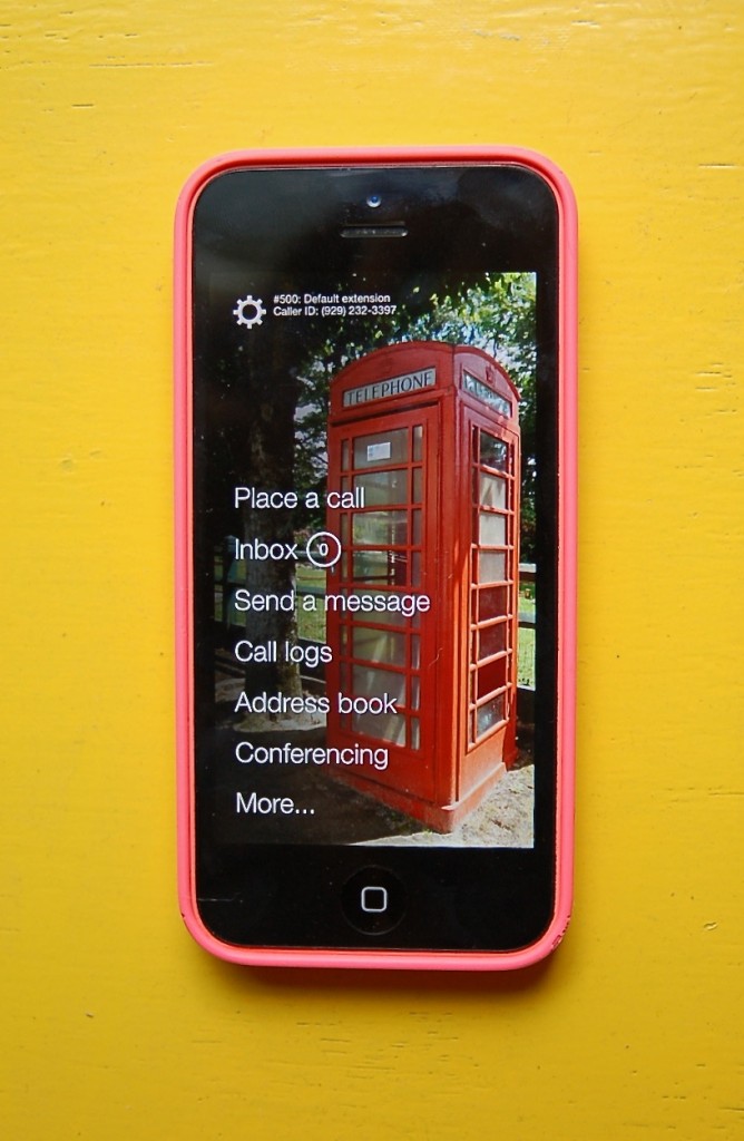 ThinkEntrepreneurship_PhoneCom_MobileApp